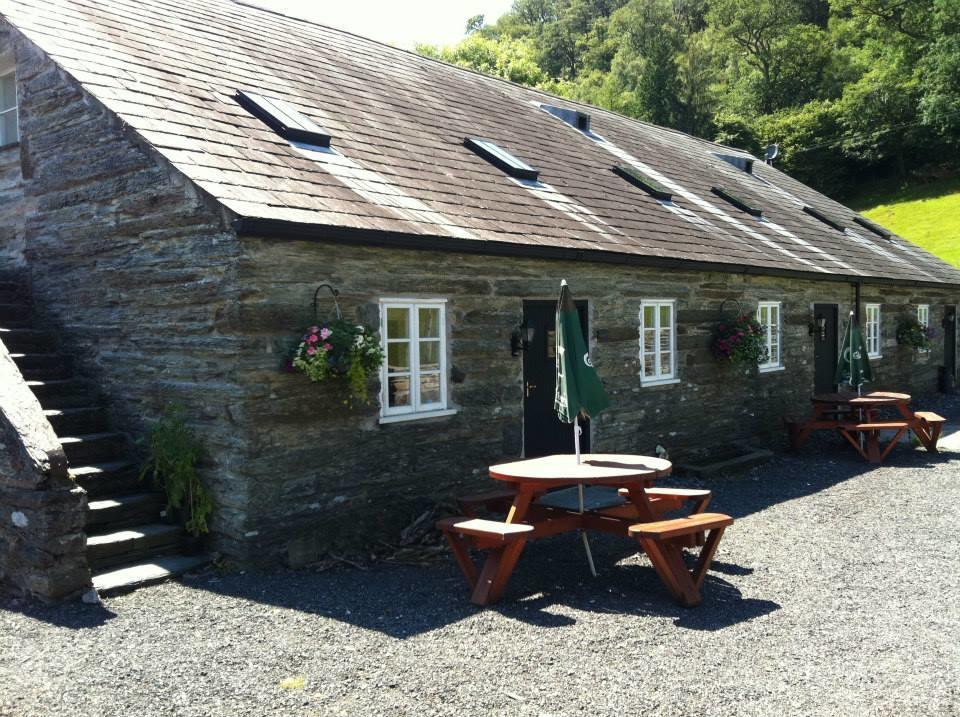 Hotel The Oakeley Arms Maentwrog Exterior foto